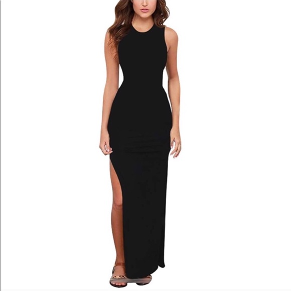 Sexy Black Body-Con Maxi Dress - Picture 2 of 4